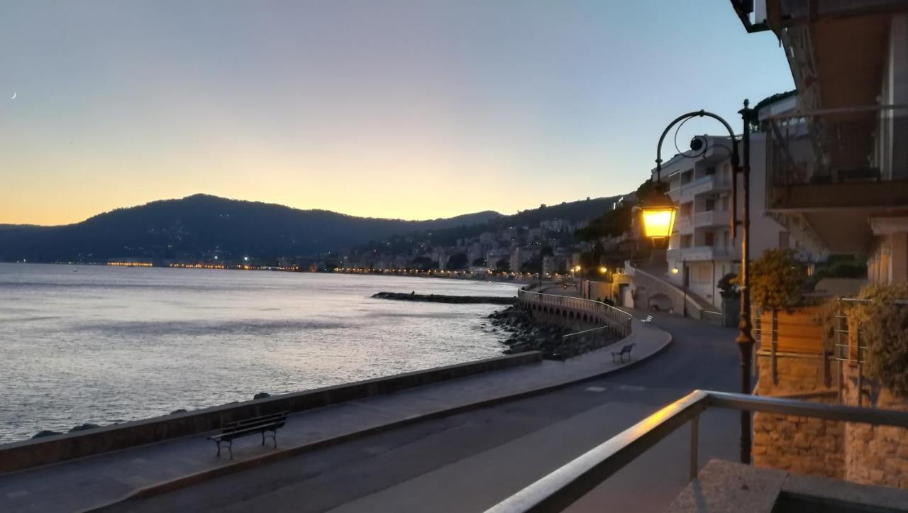 Cadorna Fronte Mare Apartment Alassio Ngoại thất bức ảnh