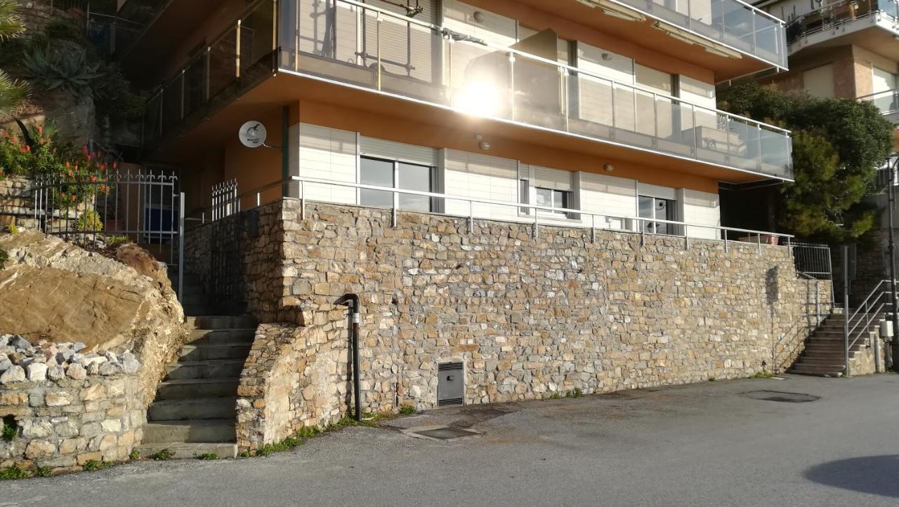 Cadorna Fronte Mare Apartment Alassio Ngoại thất bức ảnh