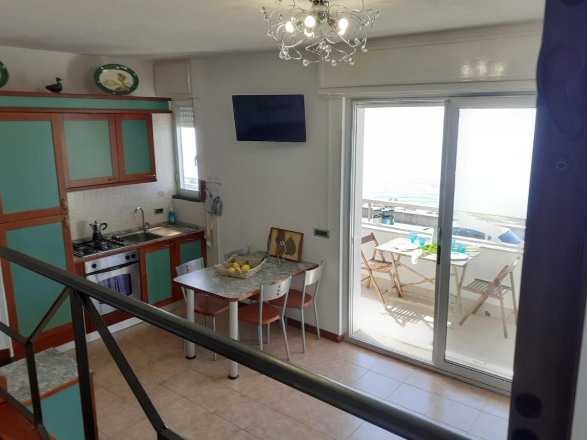 Cadorna Fronte Mare Apartment Alassio Ngoại thất bức ảnh