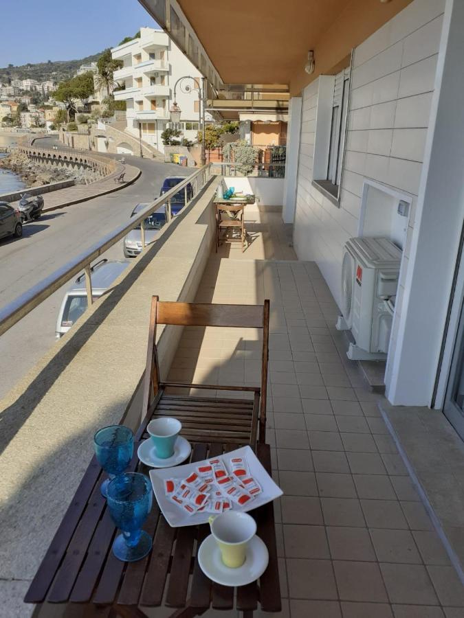 Cadorna Fronte Mare Apartment Alassio Ngoại thất bức ảnh